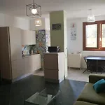 Διαμέρισμα Lovely Flat